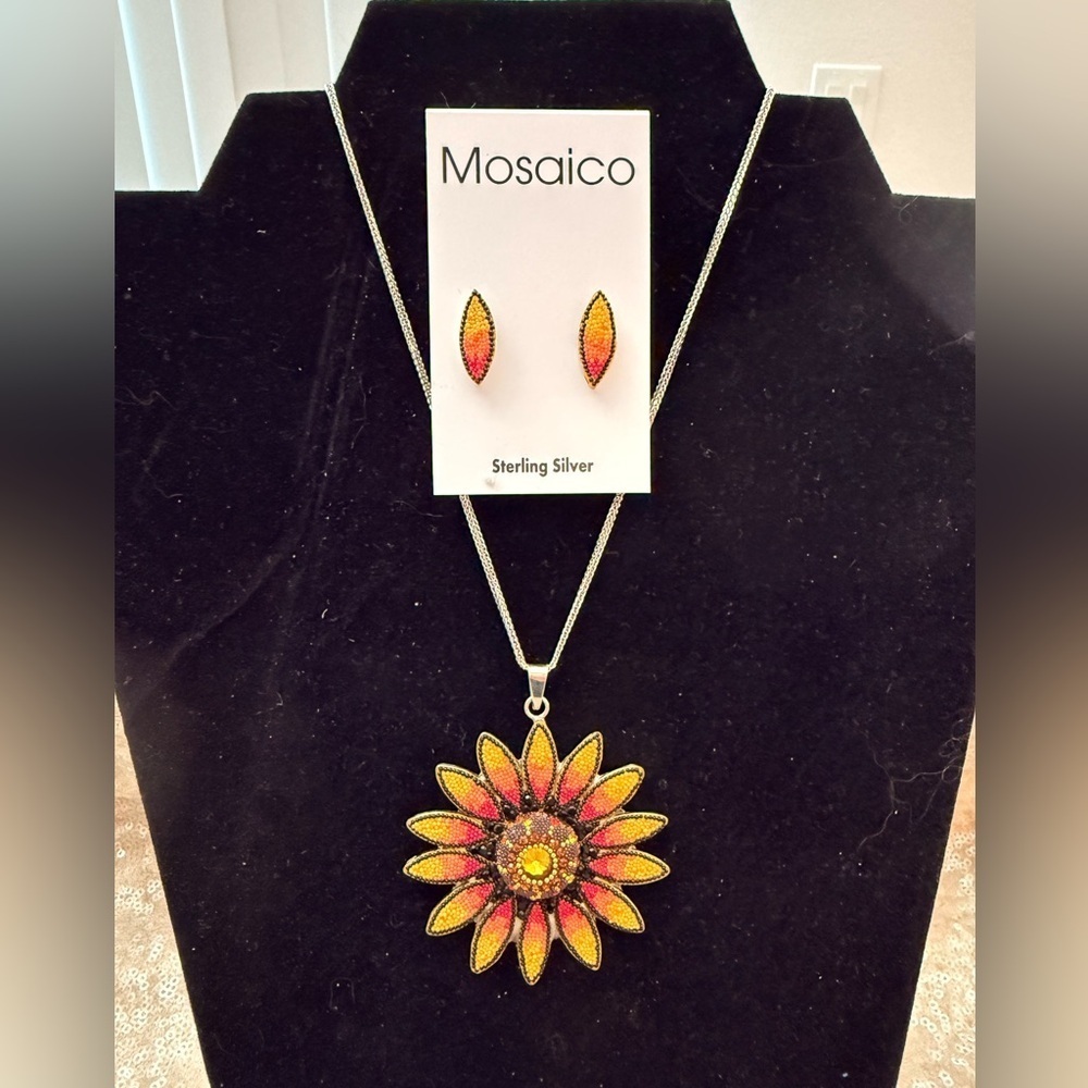 NWT Mosaico Austrian Crystals, 925 Silver, beading, pendant set 💕💕 new line💕💕💕 - Picture 5 of 11